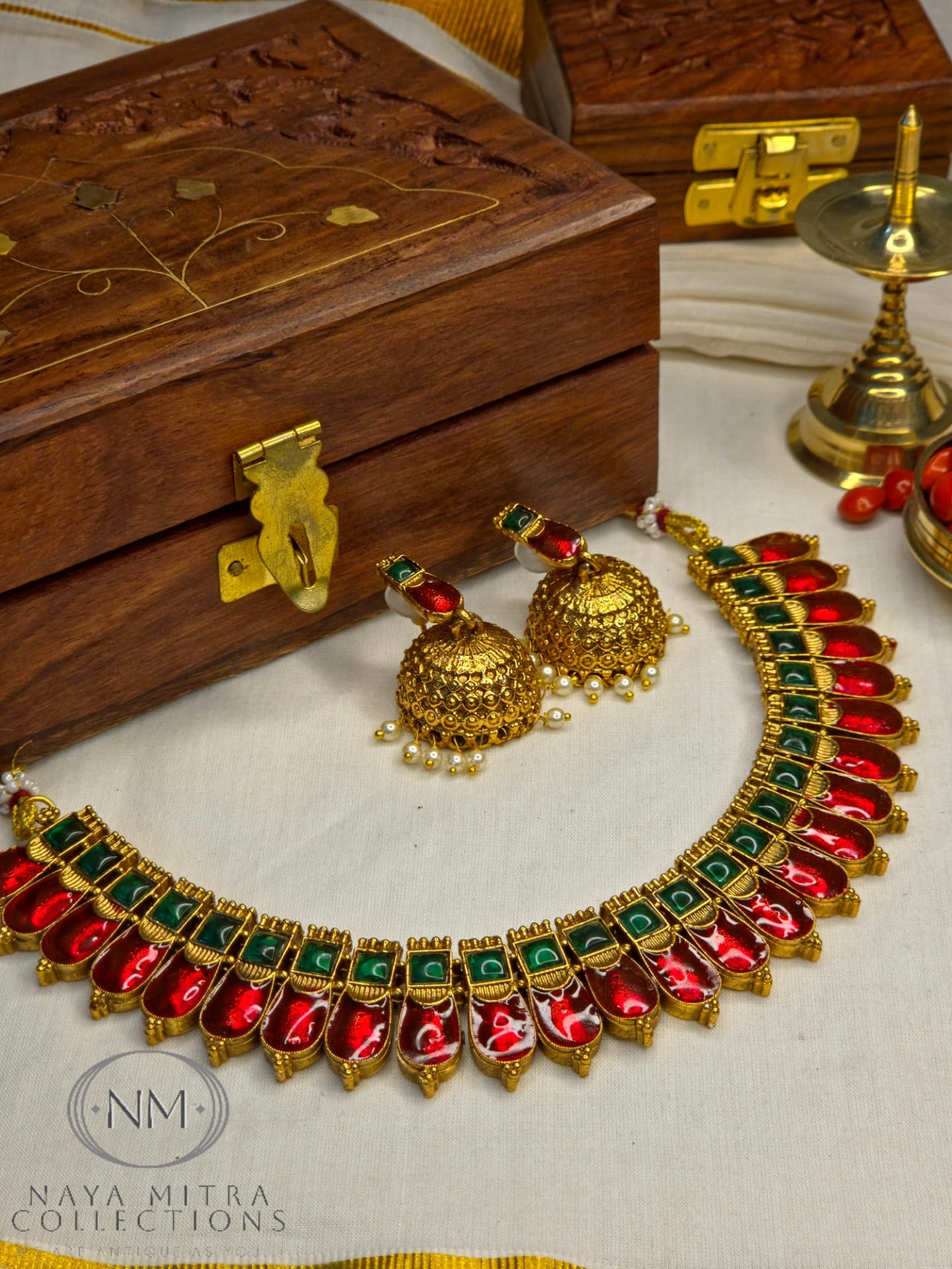 Traditional Kerala Palakka Necklace Set