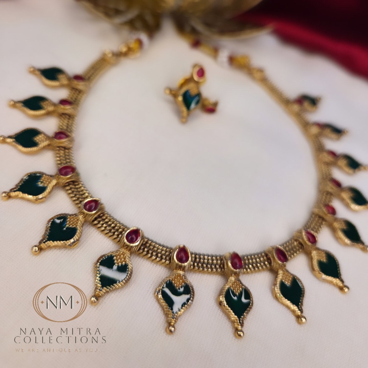 Premium Banyan Leaf Motif Palakka Necklace Set