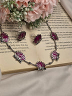 Silver-Toned Lotus Necklace Set