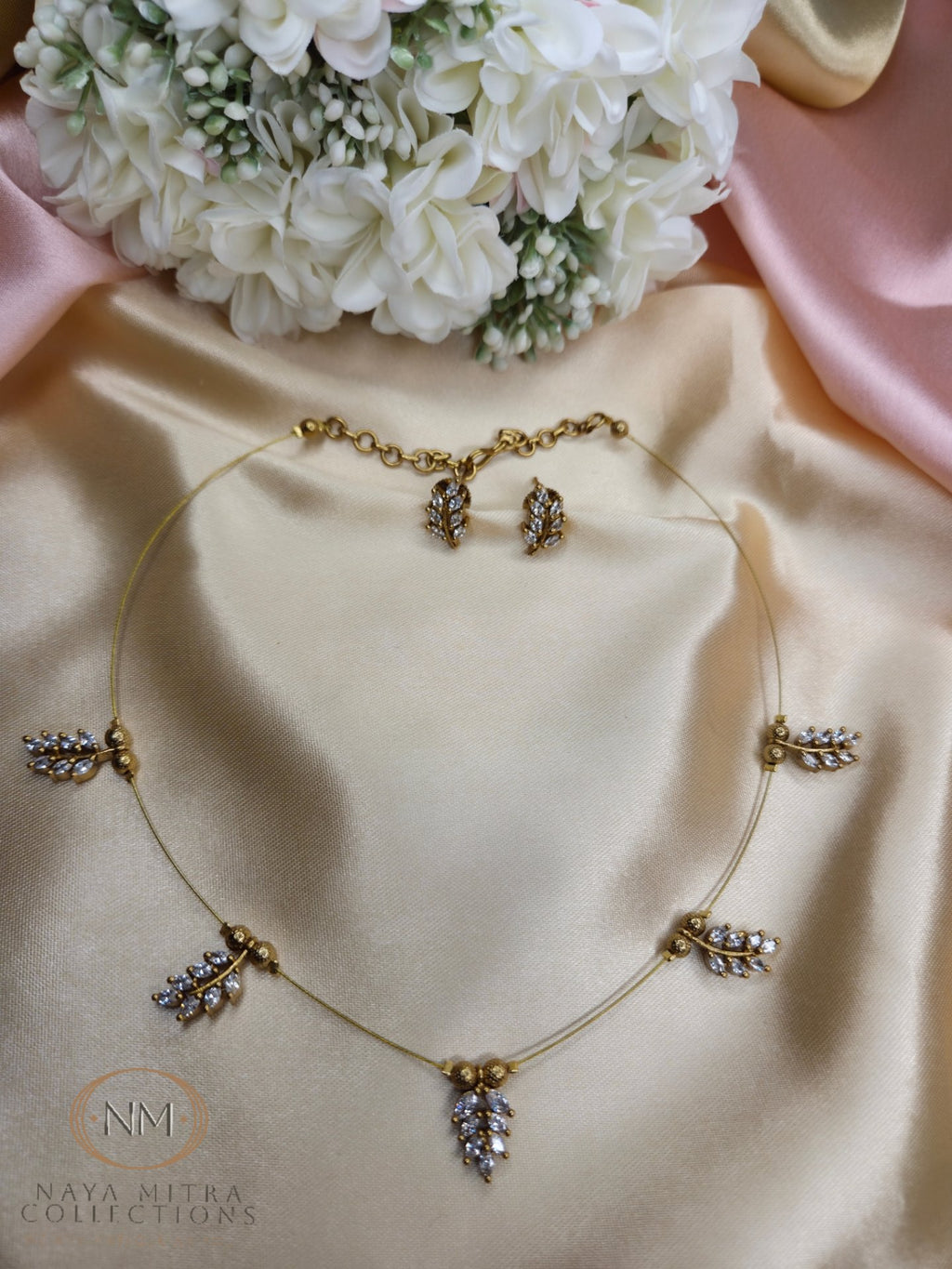 Delicate Invisible Thread Necklace Set