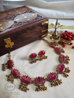 Lotus Necklace Set