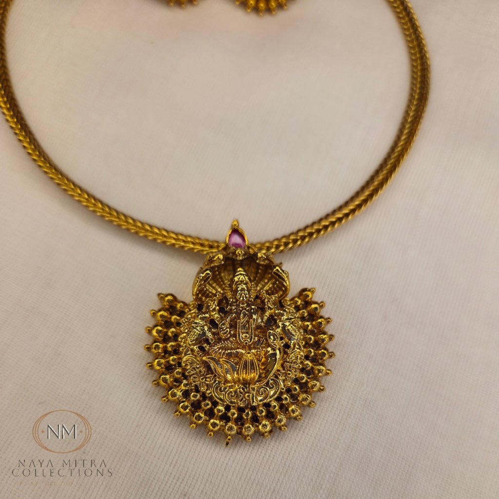 Premium Naga Pendant Choker