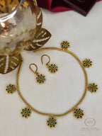 Lady Finger Necklace